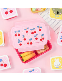 Bento lunch box: Kersen