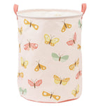 stoffen opbergmand voor opbergen van speelgoed op de kinderkamer met vlinders design van a little lovely company